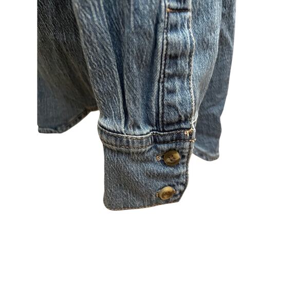Gloria Vanderbilt Denim Shirt (Size L) - Picture 4 of 8